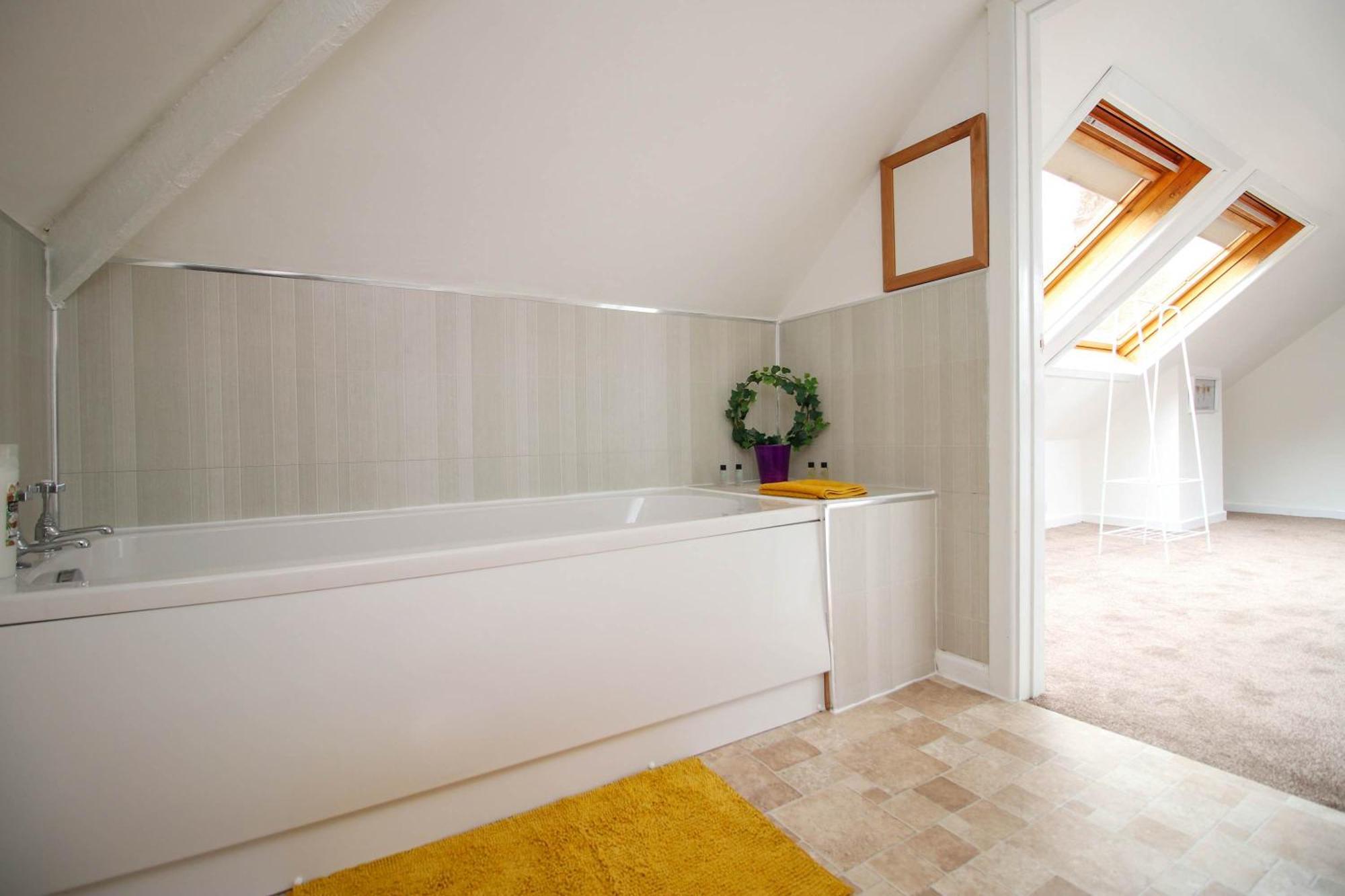 The Lockett Wonderful Large Bungalow Plympton, Plymouth Free Parking By Staystaycations Bagian luar foto
